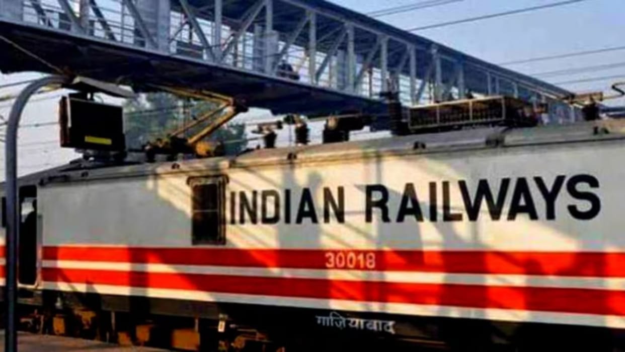 Big relief to passengers, trains continue to stop at Laheriyasarai, Khammam, Peddapalli and Ramagundam