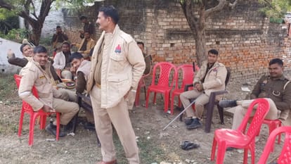 Kashi Sambhal temple dispute in Jaunpur allegation breaking Shivling demand building temple