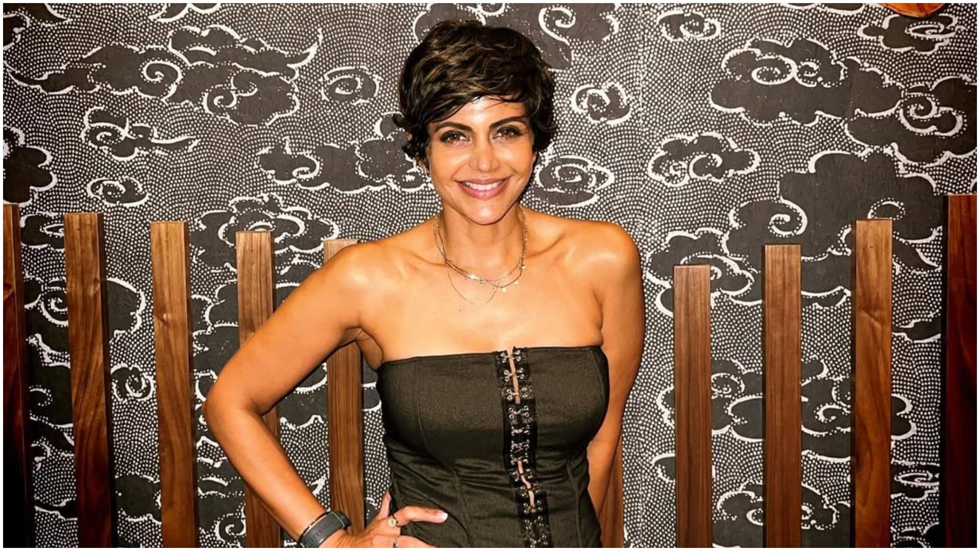 Mandira Bedi revealed experience of ddlj saroj khan compared her dance with sunny deol