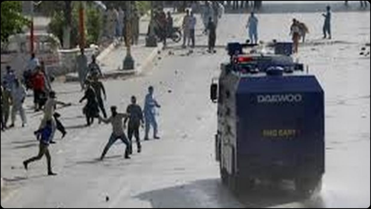 Islamabad: Pakistan's Military courts sentence 25 civilians for May 9 riots, News in hindi