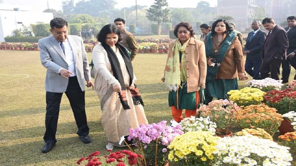 Flower exhibition held in AMU Gulistan-e-Syed