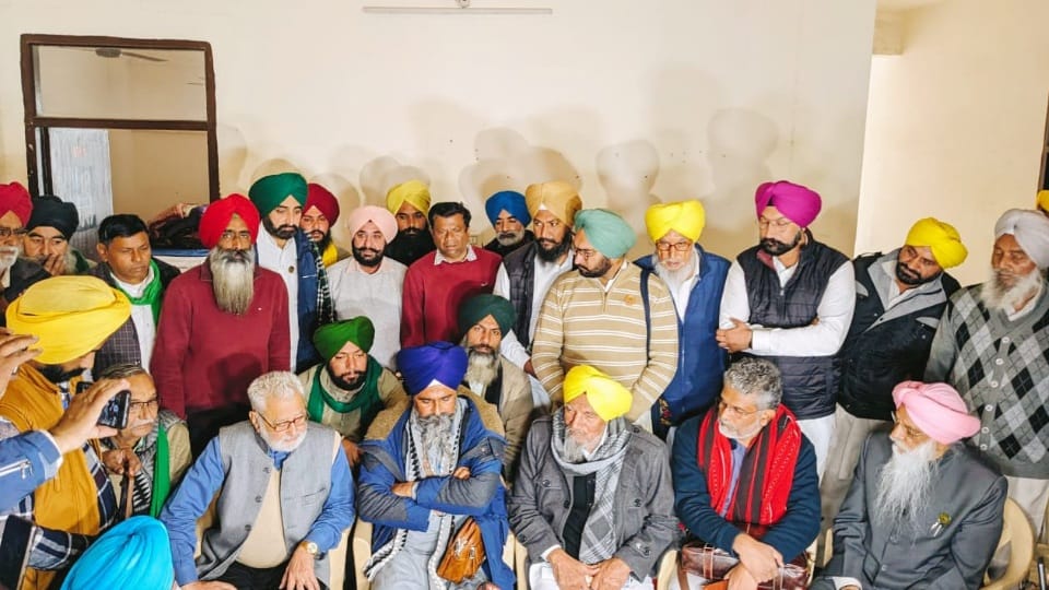 Kisan andolan Joint meeting of farmer organizations held in Patiala