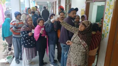 Punjab Assembly Election Parties Begin Efforts to Harness Labour Vote Bank