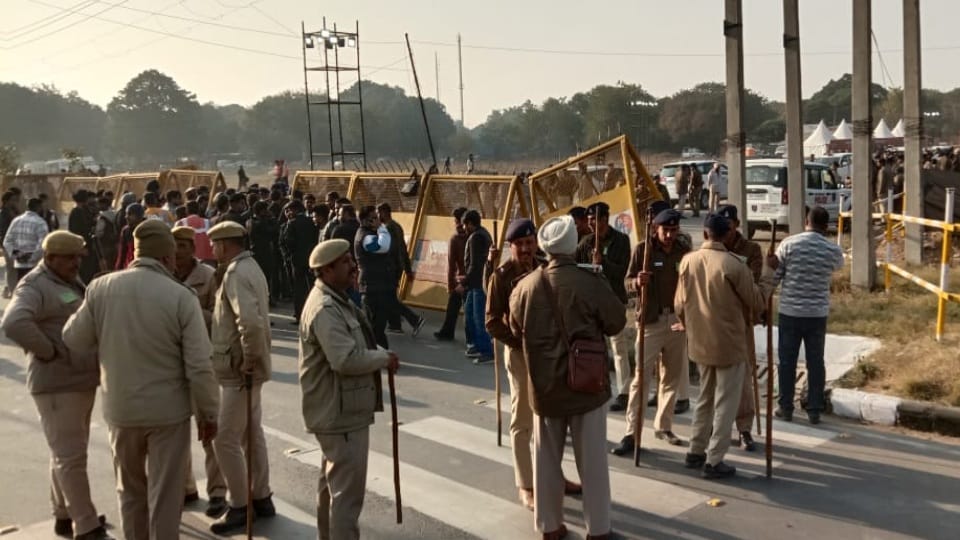 AP Dhillon live concert in Chandigarh People started reaching Sector-25 rally ground all update