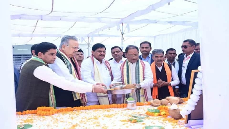 सीएम साय व अन्य