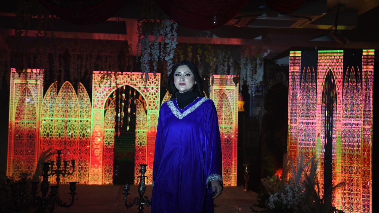 Srinagar: Kashmir's cultural heritage shines, young models wearing ferrets spread the beauty of the valley, se