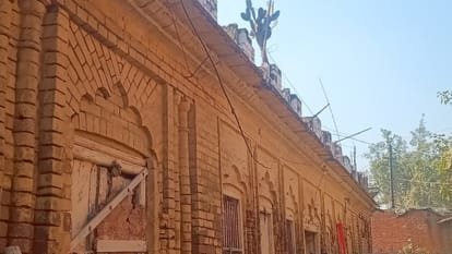 40 वर्षों बाद कब्जामुक्त हुआ ये भवन