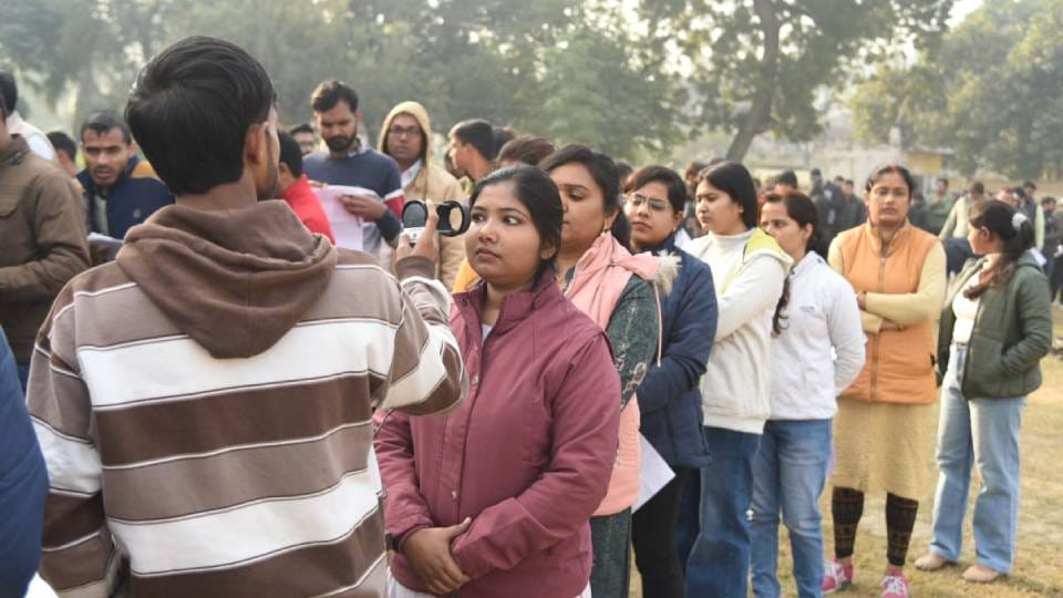 UPPSC PCS Prelims Exam: It is being conducted under strict surveillance in all districts including Lucknow