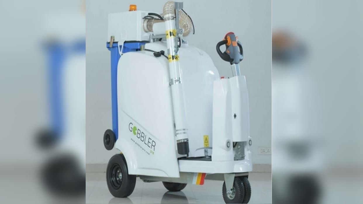 In Mahakumbh, everything will be done with manual walk-behind sweeping machine and battery operated vacuum