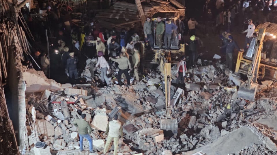 Mohali Building Collapse News: Multi-Storey Building Collapses In Punjab's Mohali, Rescue Operation