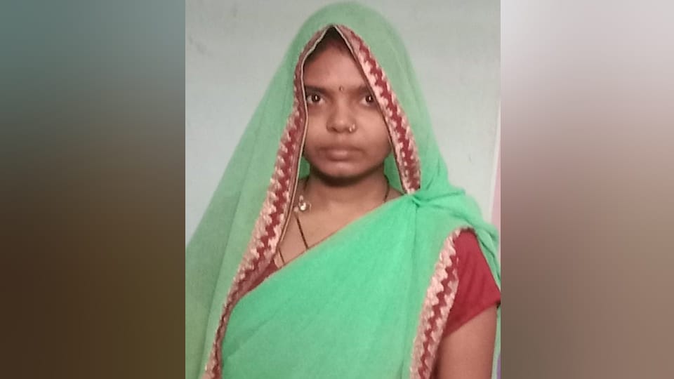 mother killed three children and then suicide in pratapgarh Attempts to spend life happily failed