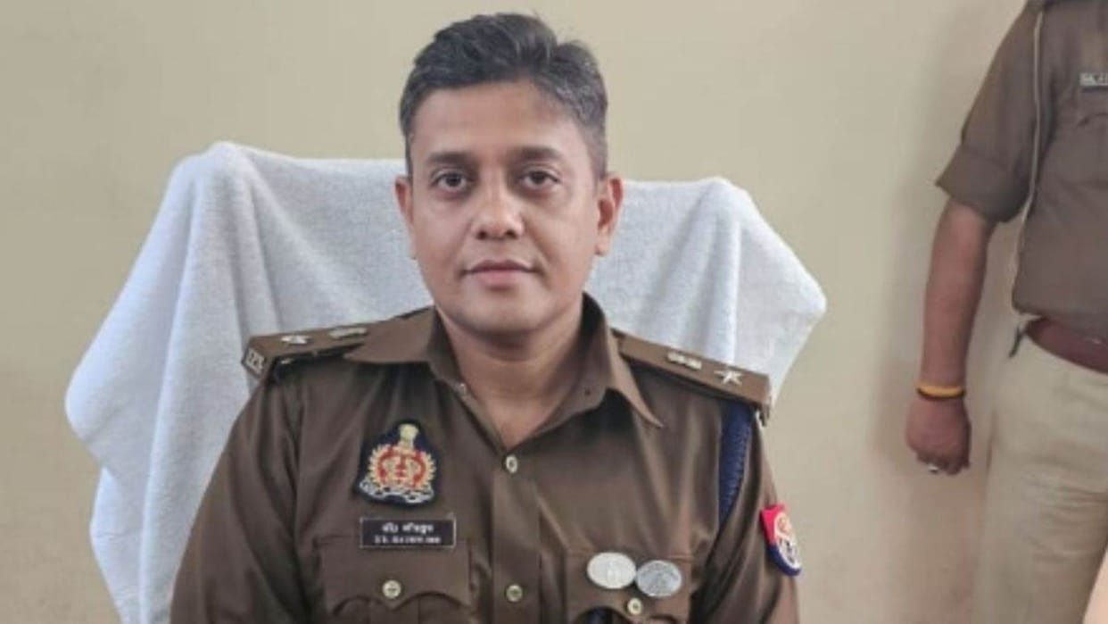 Dr. Kaustubh will be the new police captain of the district Dr. Ajaypal Sharma has been transferred to Prayag