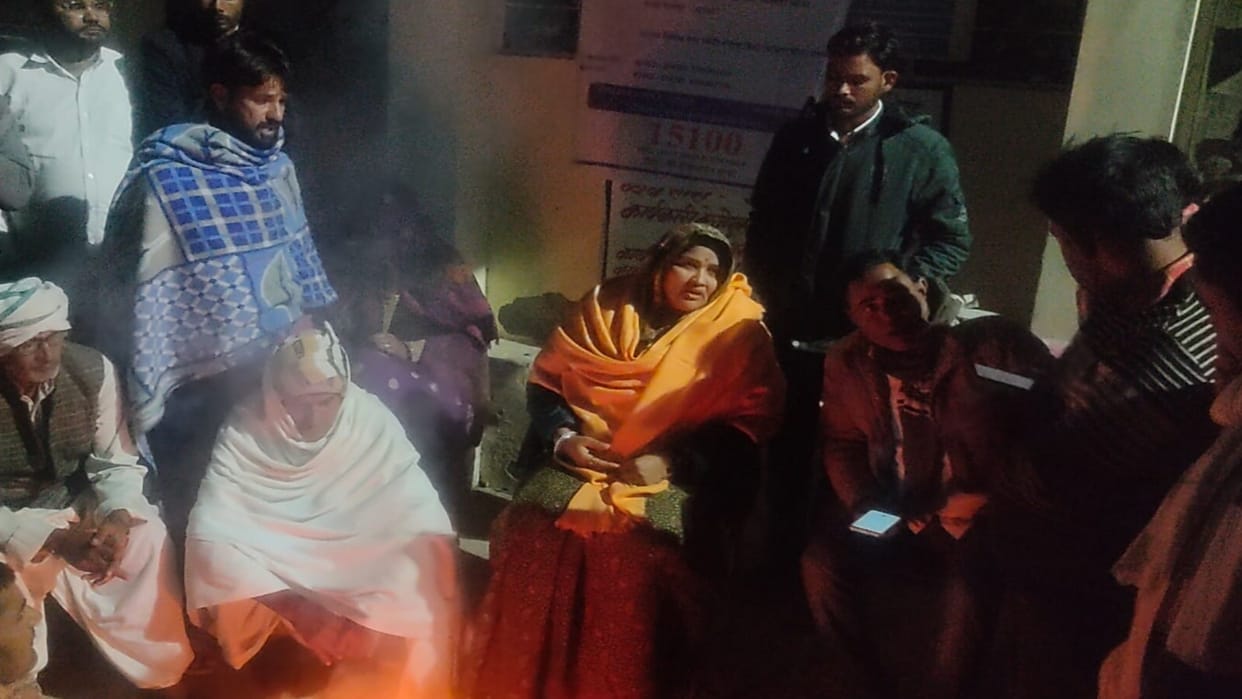 Sawai Madhopur: MLA on strike for arrest of absconding accused, adamant on demand of immediate action