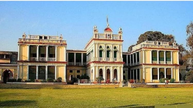 Bihar News : पटना यूनिवर्सिटी के 13 छात्र गिरफ्तार, बमबाजी के आरोप में लिया हिरासत में