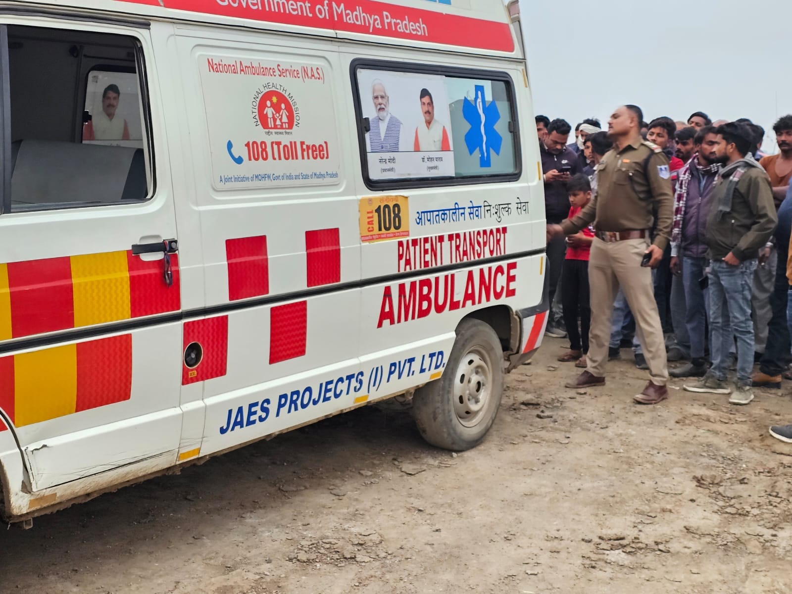 Several workers buried under the culvert under construction in Budhni, three dead