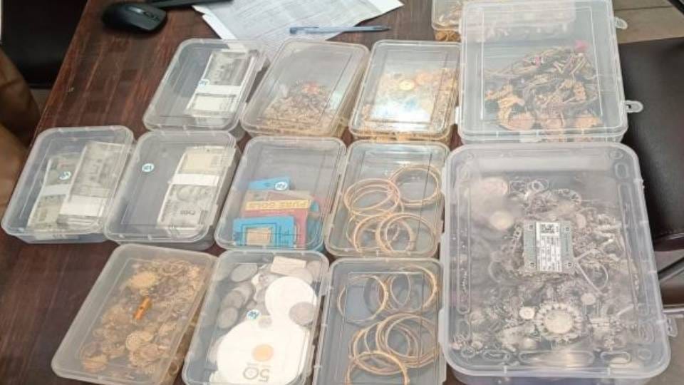 'bank theft' in Filmy style in Lucknow UP police arrested three criminals from Bihar in an encounter