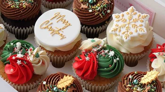 Christmas 2024 How to Make Cupcakes for Christmas Day Step by Step Process in Hindi