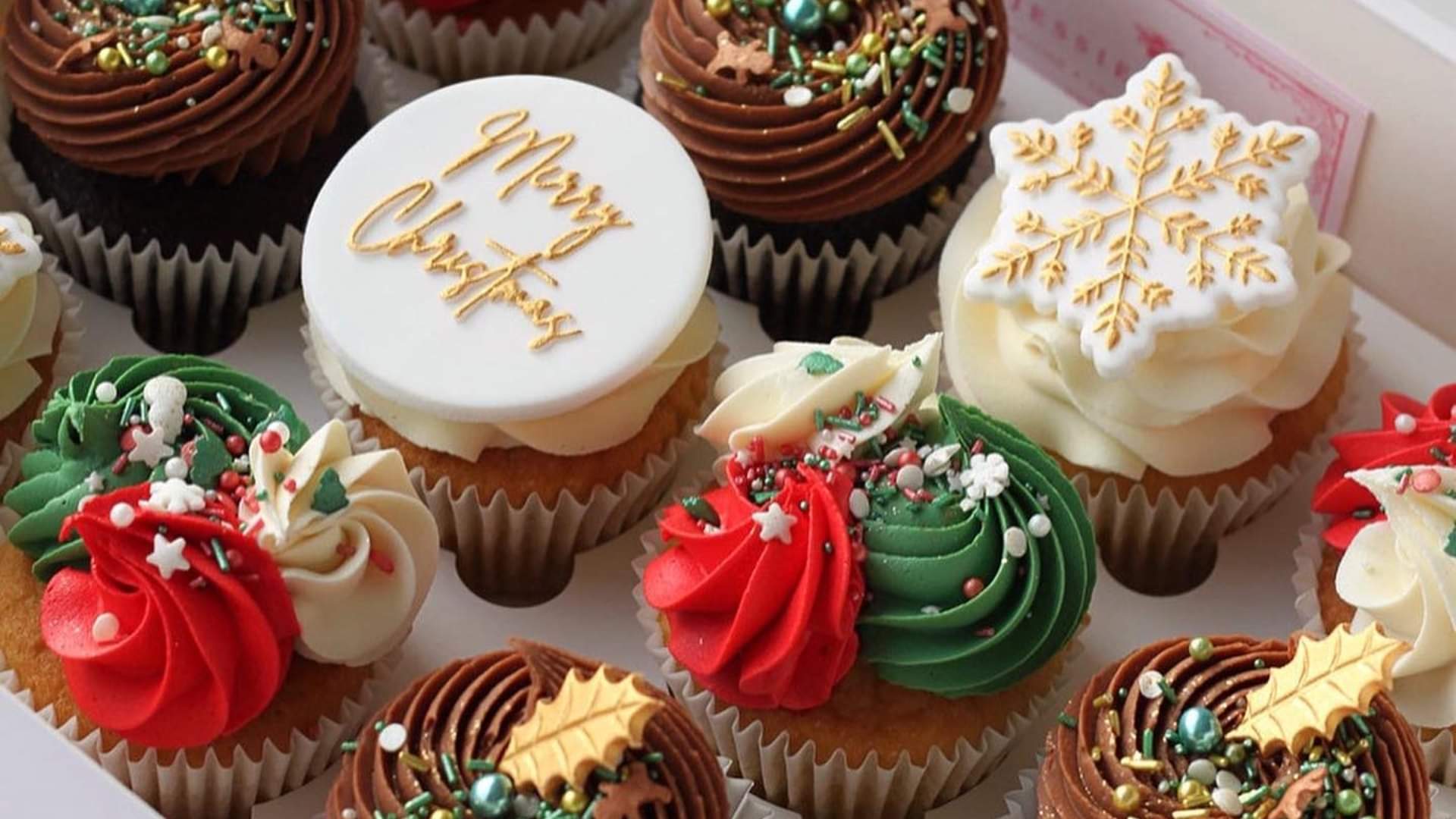 Christmas 2024 How to Make Cupcakes for Christmas Day Step by Step Process in Hindi