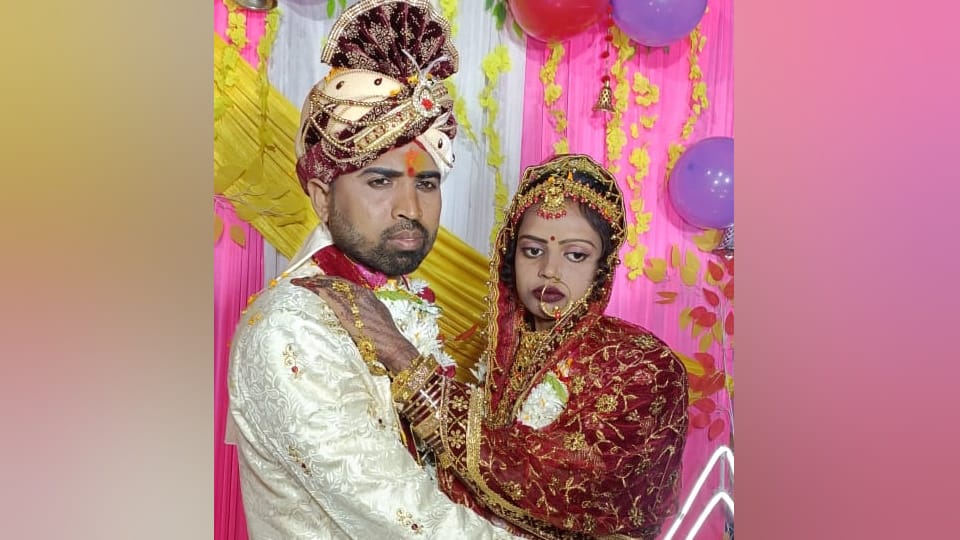 A married woman who got burnt in the arson incident in Gorakhpur Dahala village also died.