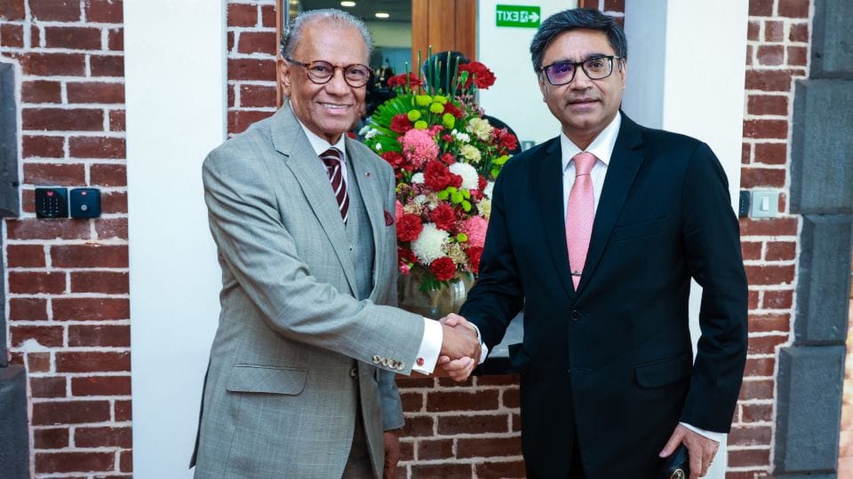 Vikram Misri Mauritius visit meeting with PM Ramgoolam Pravind Jugnauth port louis High Commission see photos