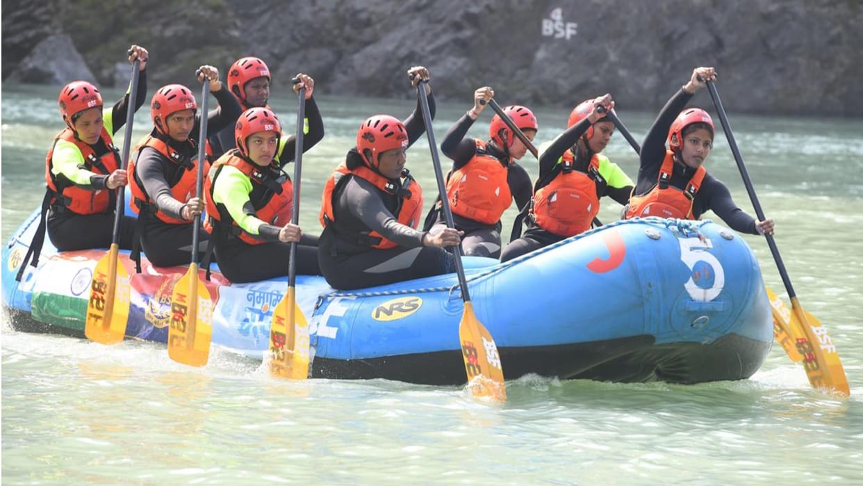 BSF All Women Ganga River Rafting: BSF DG will arrive tomorrow, 2550 km journey will conclude