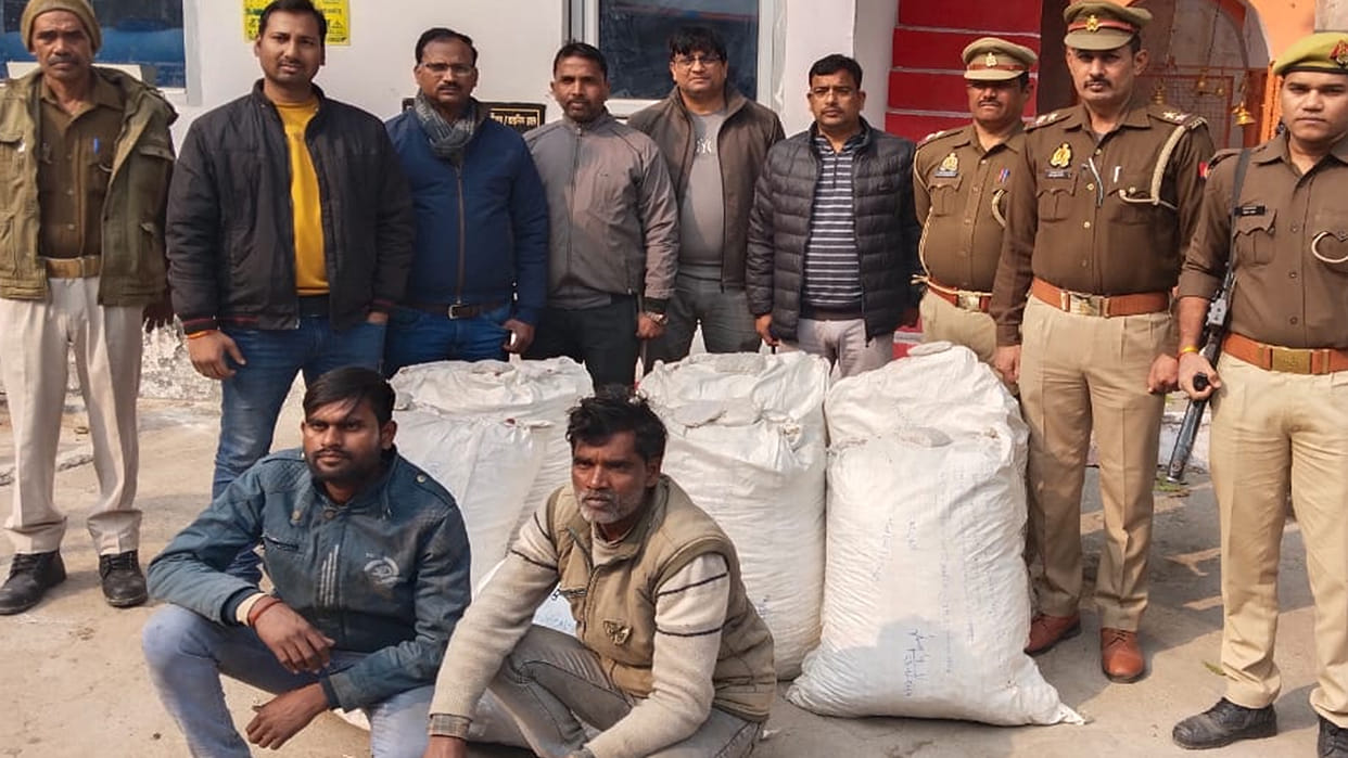 Banda: Two smugglers carrying ganja worth Rs 1 crore from Odisha arrested