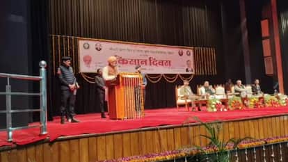 संबोधित करते कृषि मंत्री श्याम सिंह राणा।