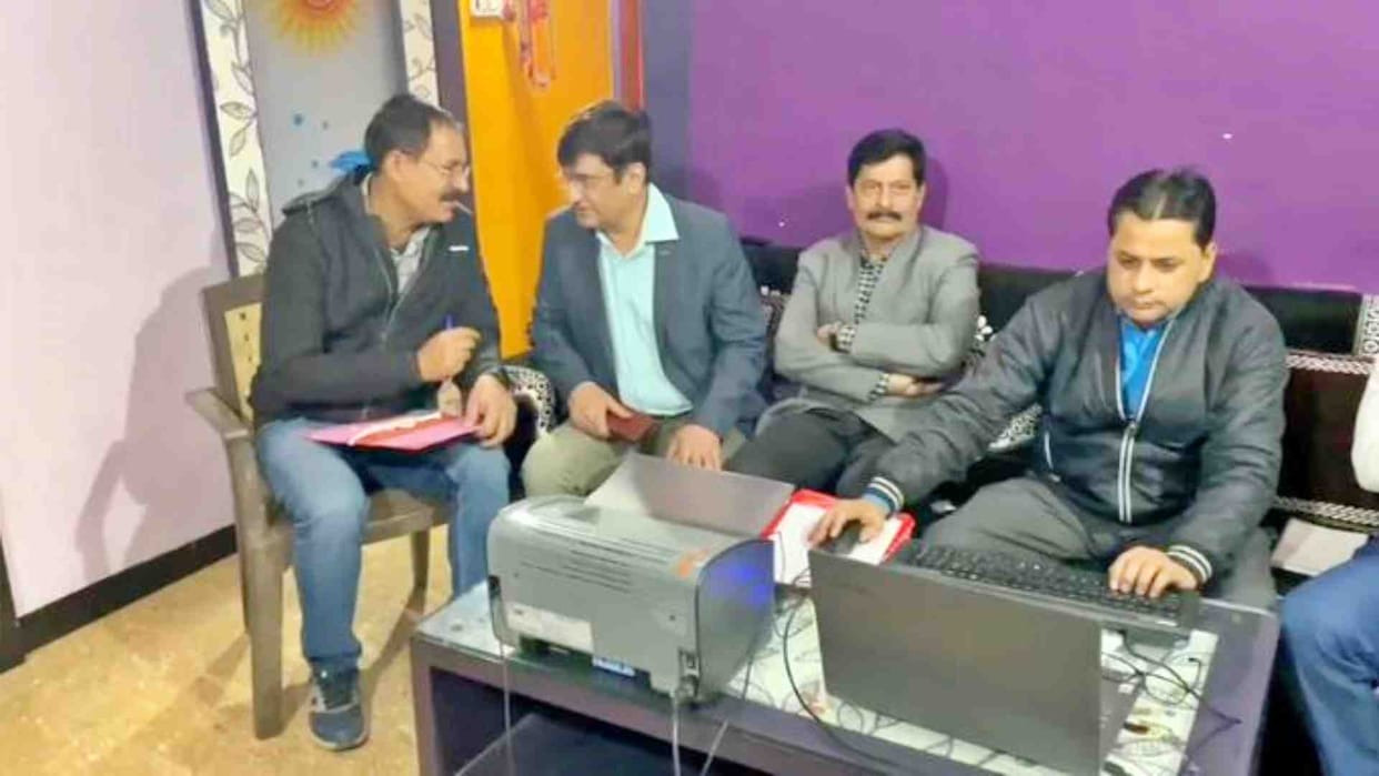 Lokayukta raids in Indore: Fraud worth crores found at five locations of assistant manager