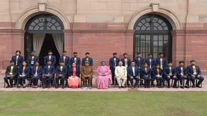 Bihar News Brilliant children of Avsar Trust met President Draupadi Murmu