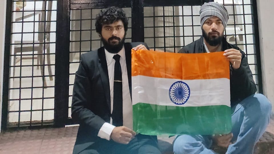 Angry AMU students sit on dharna against Bangladeshi students