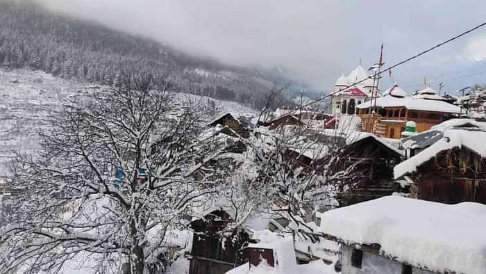 Snowfall in Uttarakhand Mussoorie Harshil Char Dham Kedarnath Badrinath Gangotri Yamunotri Watch Photos