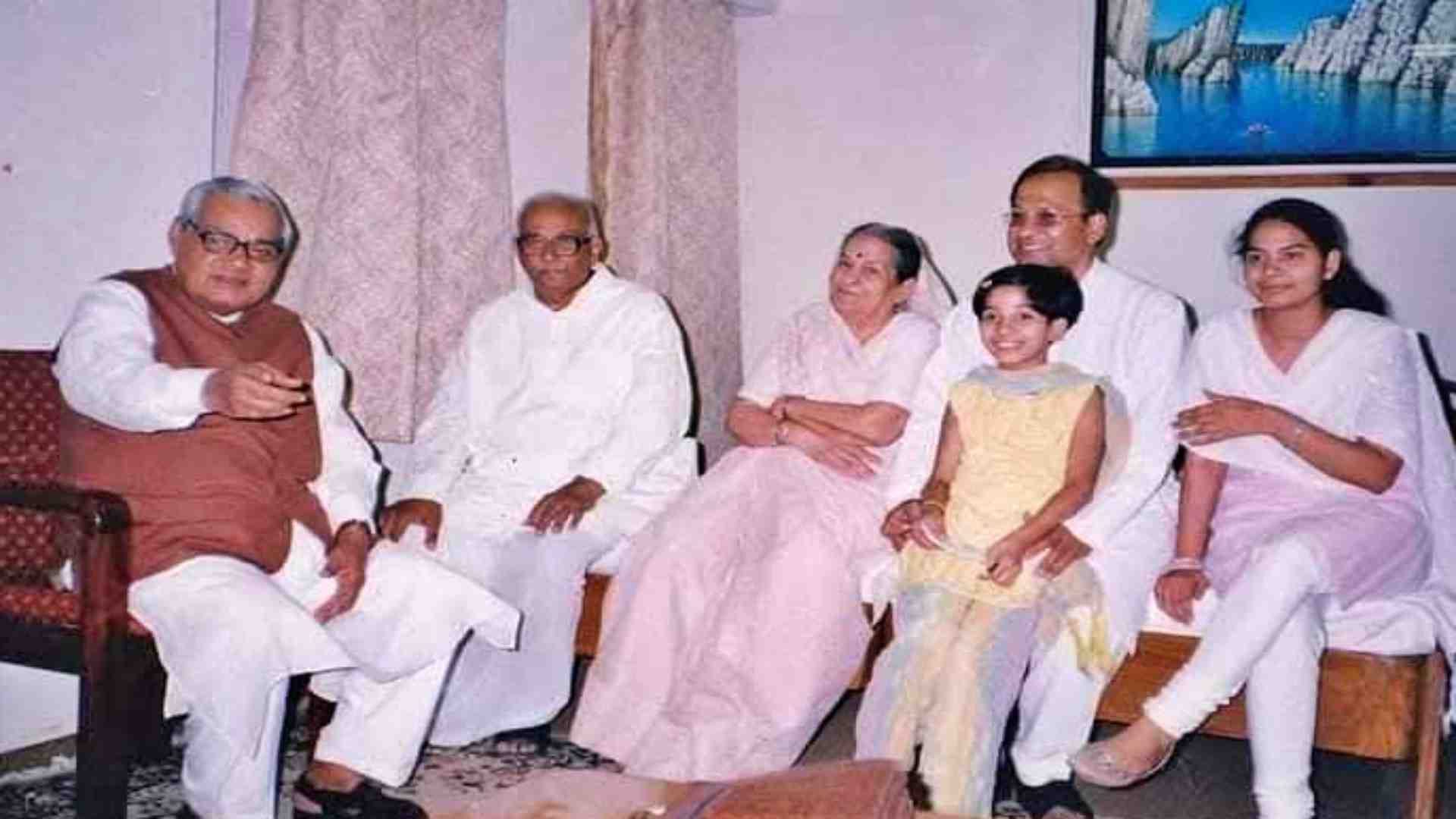 Atal Bihari Vajpayee 100th Birthday Know His Connection to Jabalpur Historical Moments See Photos