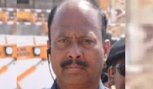 Inspector dies of heart attack while on duty was posted for CM Yogis security mourning in the village