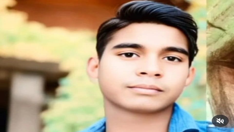 A high speed tractor trolley loaded with soil crushed a teenager to death