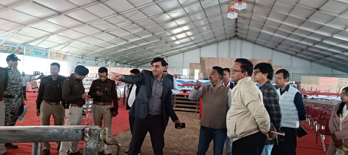 Minister Tulsiram Silawat inspected the proposed program venue of the Prime Minister in Khajuraho