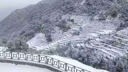 Snowfall in Uttarakhand Mussoorie Harshil Char Dham Kedarnath Badrinath Gangotri Yamunotri Watch Photos