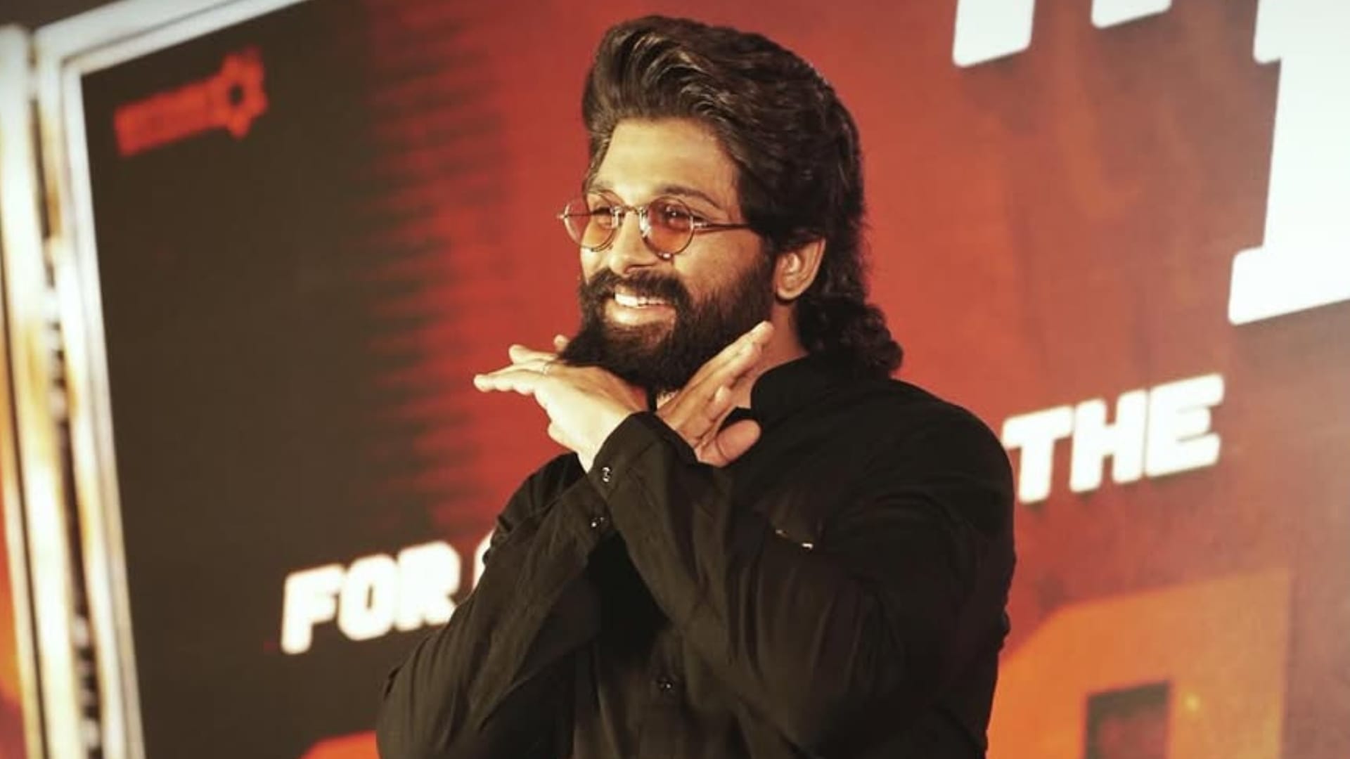 pushpa 2 the rule stampede dil raju and industry heads will meet cm revanth reddy to solve Allu Arjun case