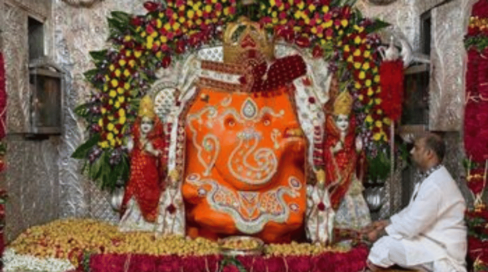 Indore News Woman creates ruckus in Khajrana temple, police action
