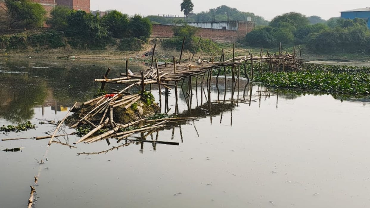 Special Report Sri Lanka in Varanasi villagers demanding concrete bridge collect funds every year