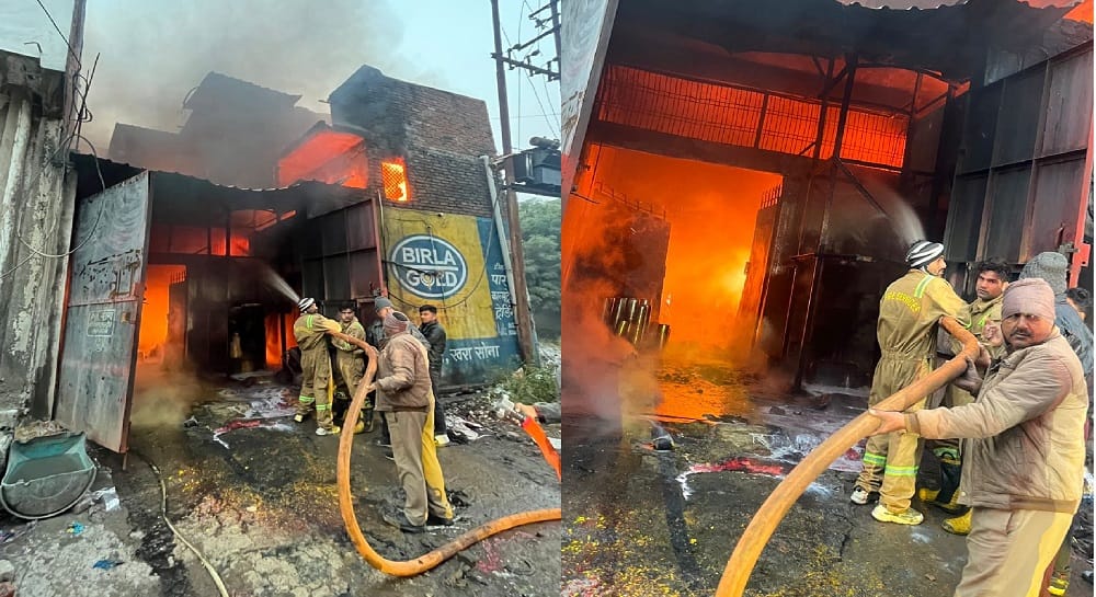 Kanpur Fire Huge fire in printing factory accident by short circuit 10 fire engines brought it under control
