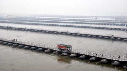 Claim of building 22 pontoon bridges, only nine suitable for traffic in mahakumbh