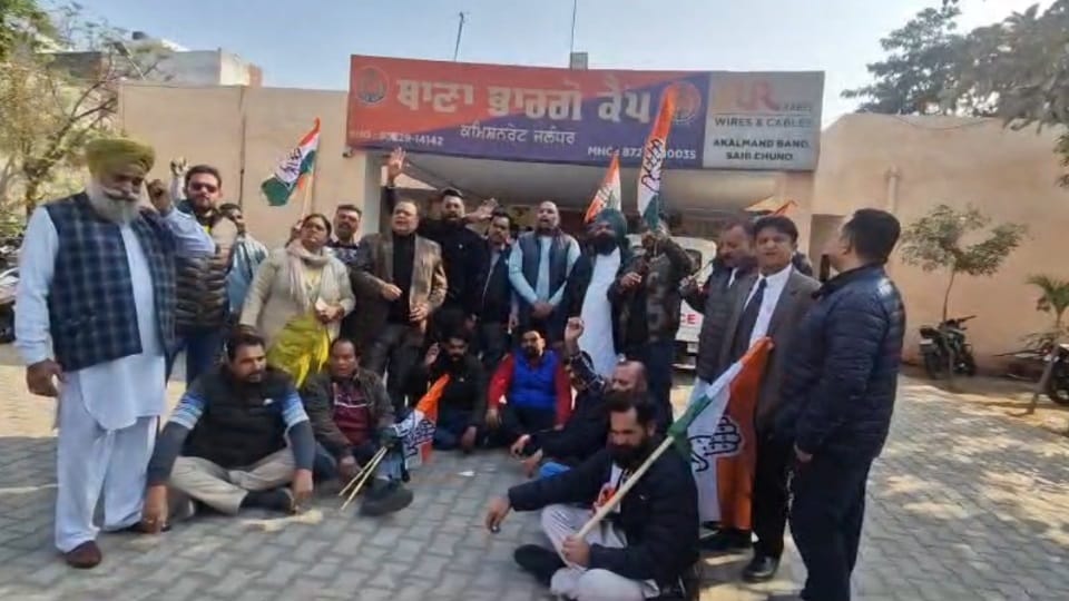 Jalandhar police detain congress leader rajinder beri among others