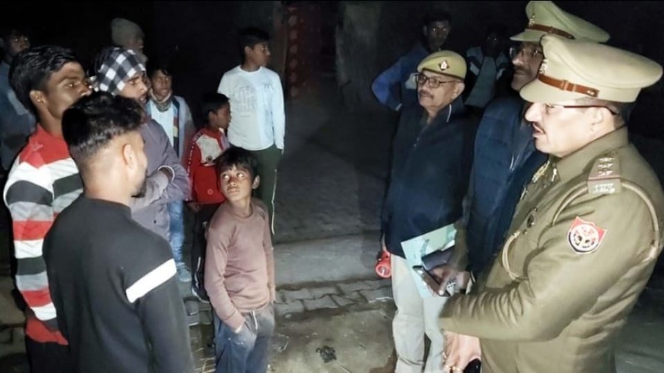 Husband killed his wife in Shahjahanpur Cleaned blood and slept whole night see photos