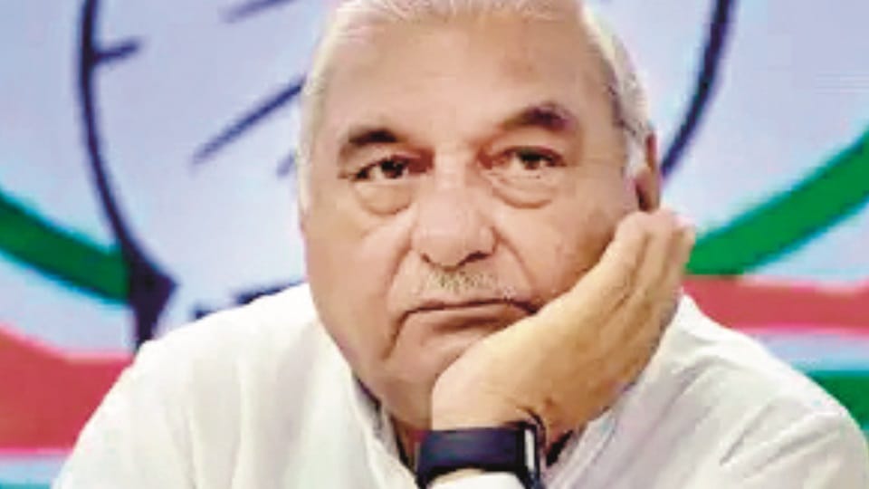 PM Narender Modi meet with Bhupender Hooda and Deepender Hooda video viral