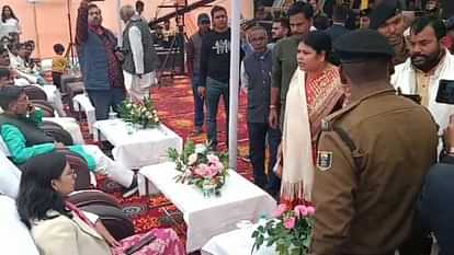 Bihar News: 'मैं दलित हूं, इसलिए मुझे भाषण देने का मौका नहीं दिया', जिला परिषद अध्यक्ष रानी कुमारी का बयान Bihar News I am a Dalit so I was not given chance to give speech statement of Rani Kumari