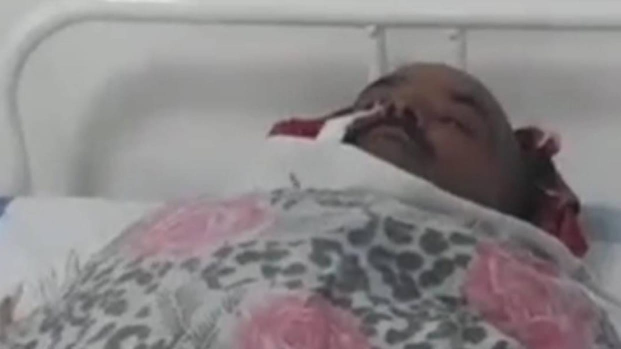 Bihar News Rs 1.25 lakh looted at gunpoint in Siwan stabbed when man refused to give money