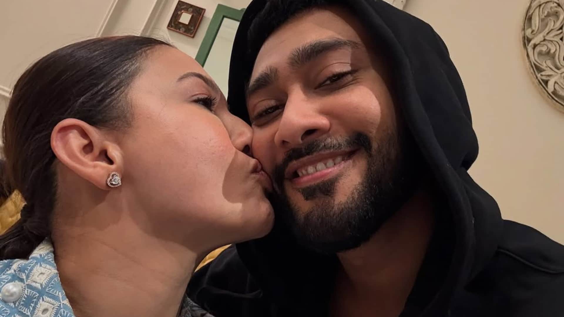 Gauhar Khan kisses husband Zaid Darbar shared such video on 4th anniversary