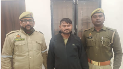 In Gorakhpur, a child was kidnapped and was waiting for LTT train on platform number 9, caught.