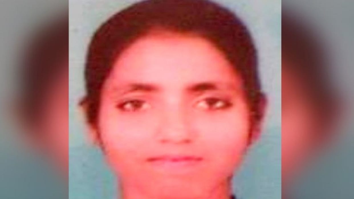 BSc student commits suicide by hanging herself in Bareilly