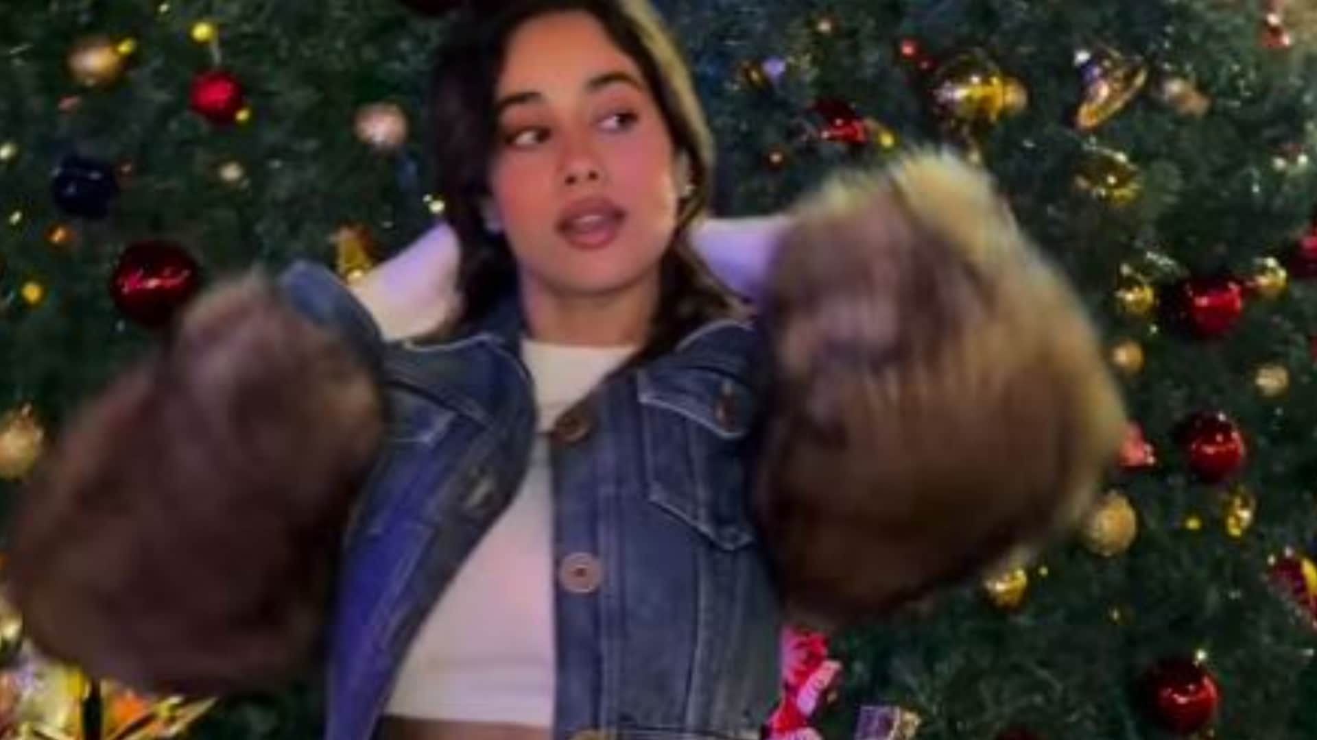 Janhvi Kapoor Shikhar Pahariya Celebrate Christmas Together Orry shares Photos Goes Viral